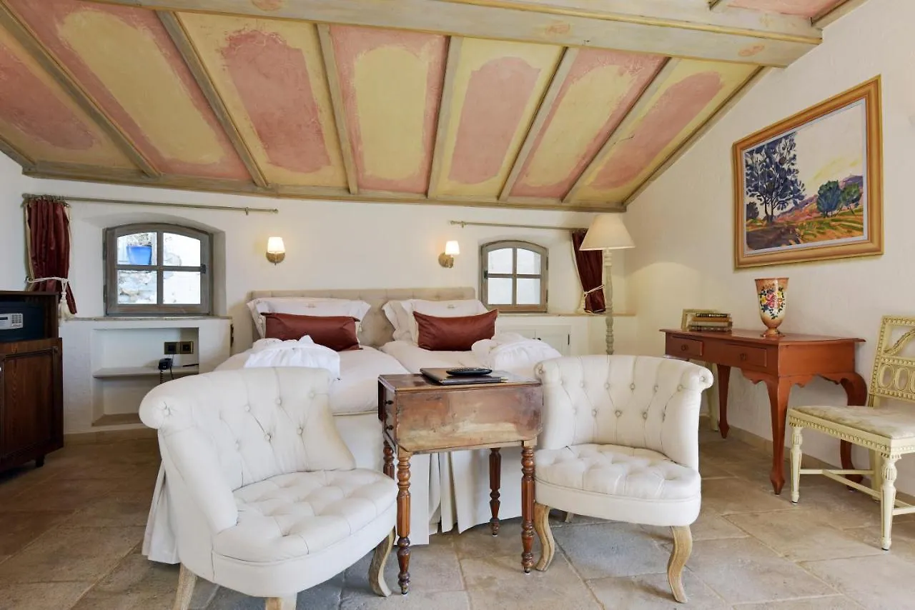 Chateau Le Cagnard كانيو سور مير فندق