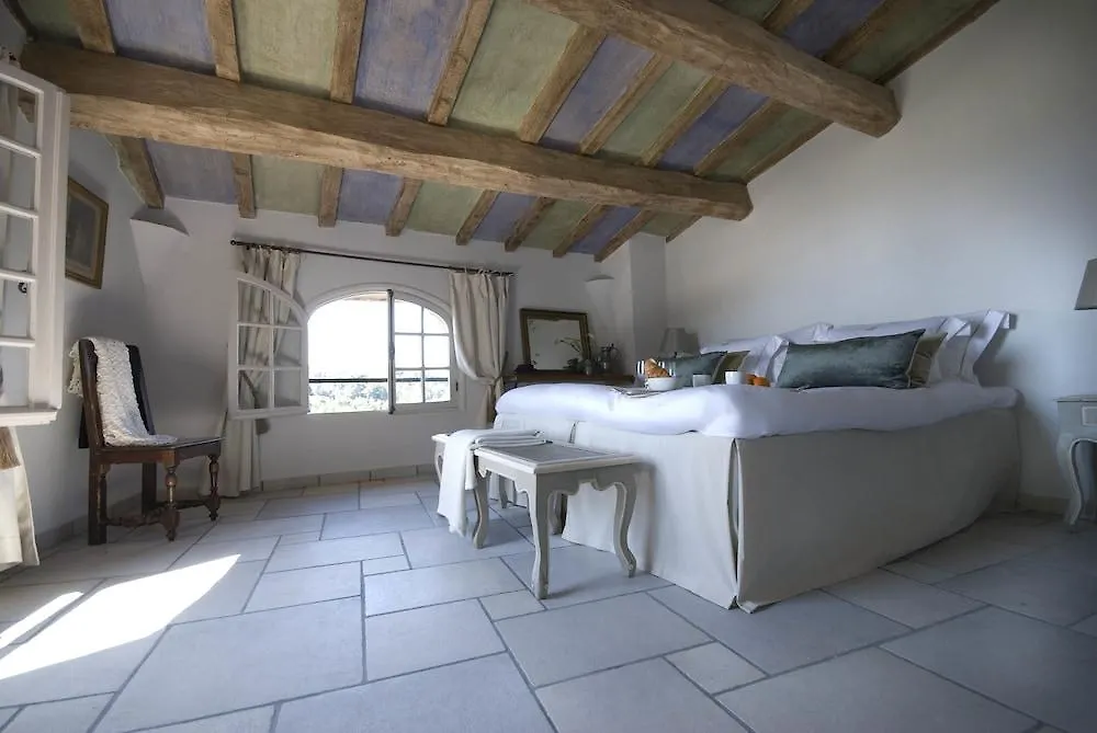 **** מלון קאן סור מר Chateau Le Cagnard צרפת