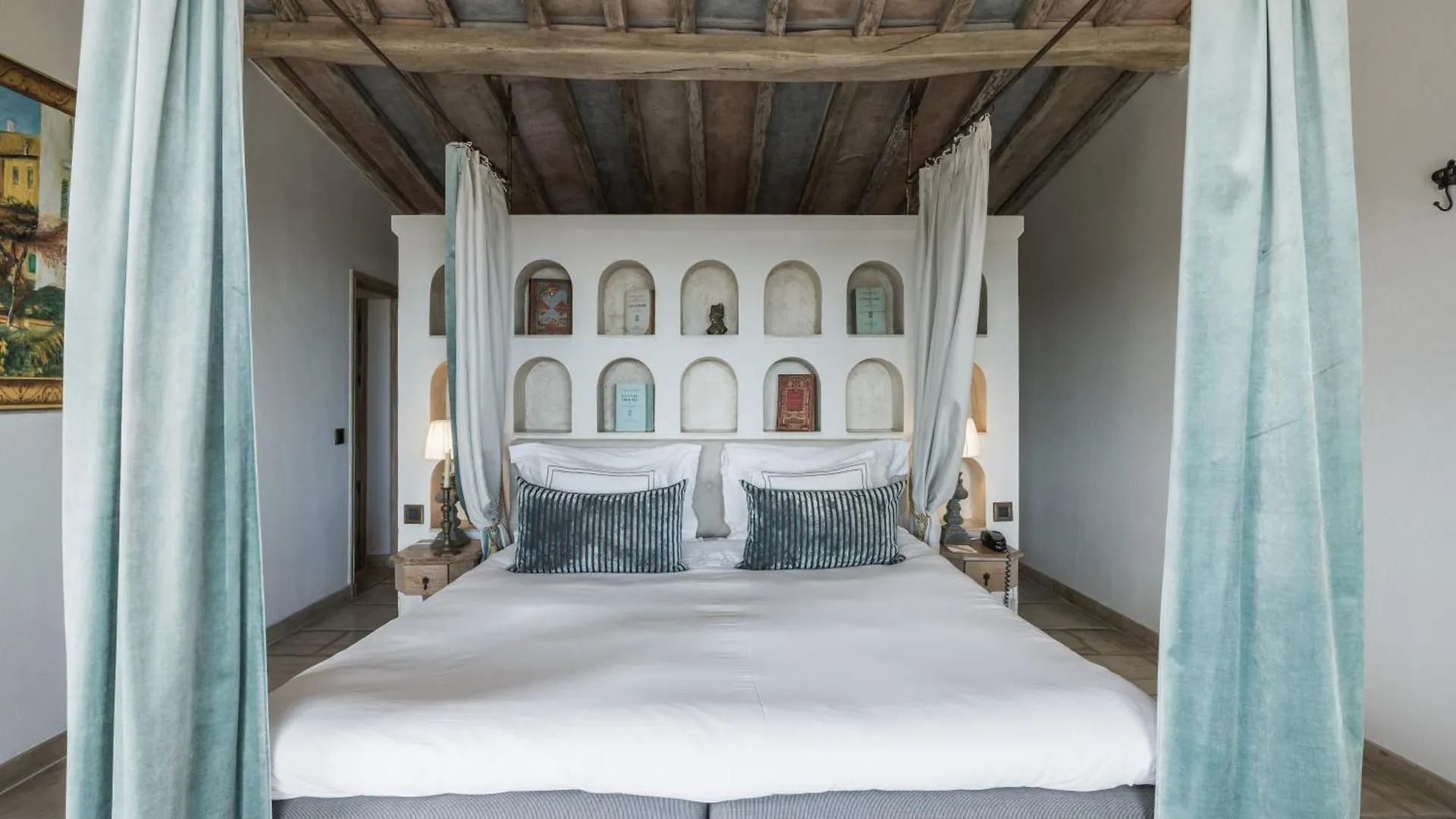 فندق Chateau Le Cagnard كانيو سور مير