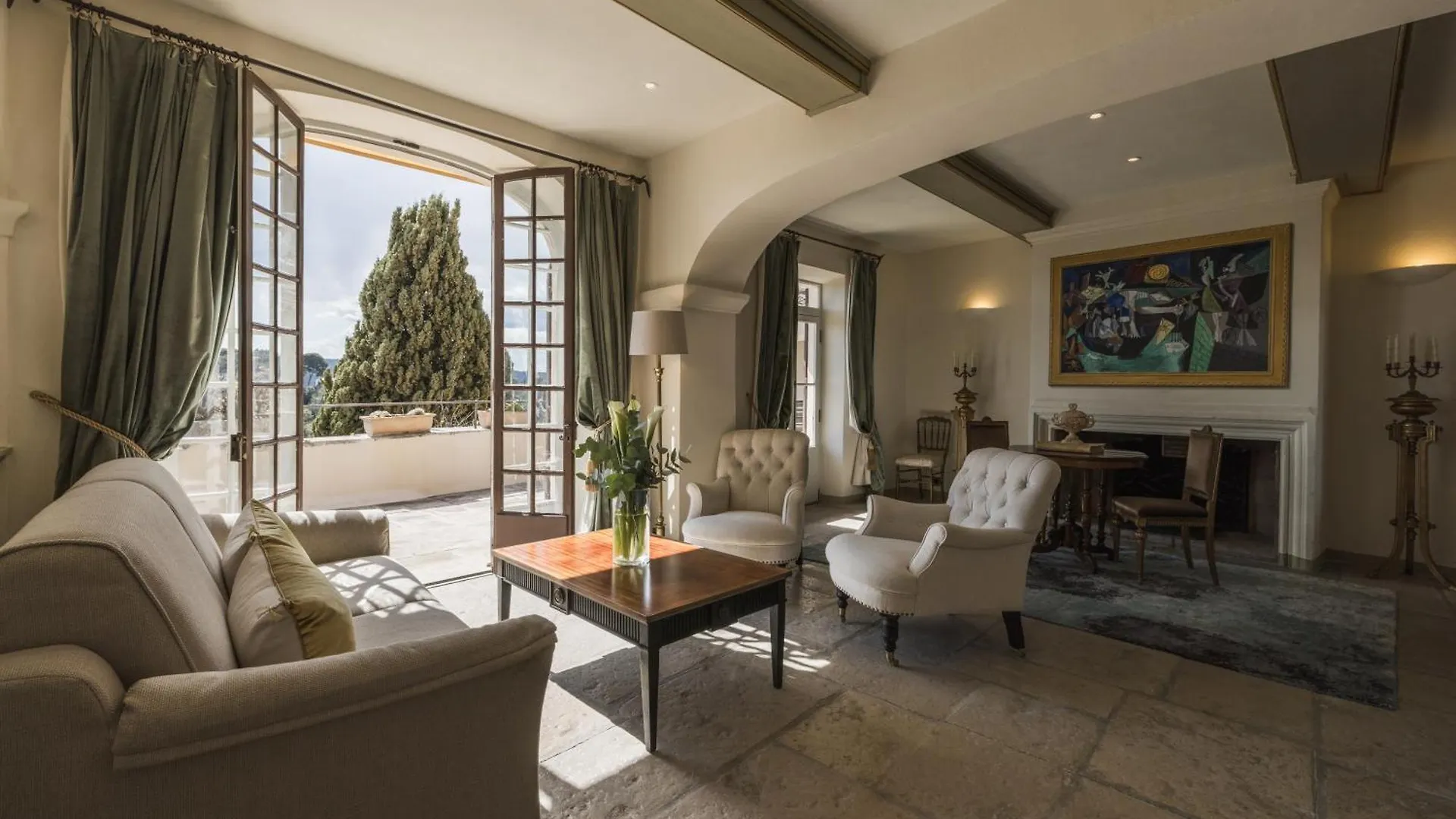 Chateau Le Cagnard كانيو سور مير فرنسا