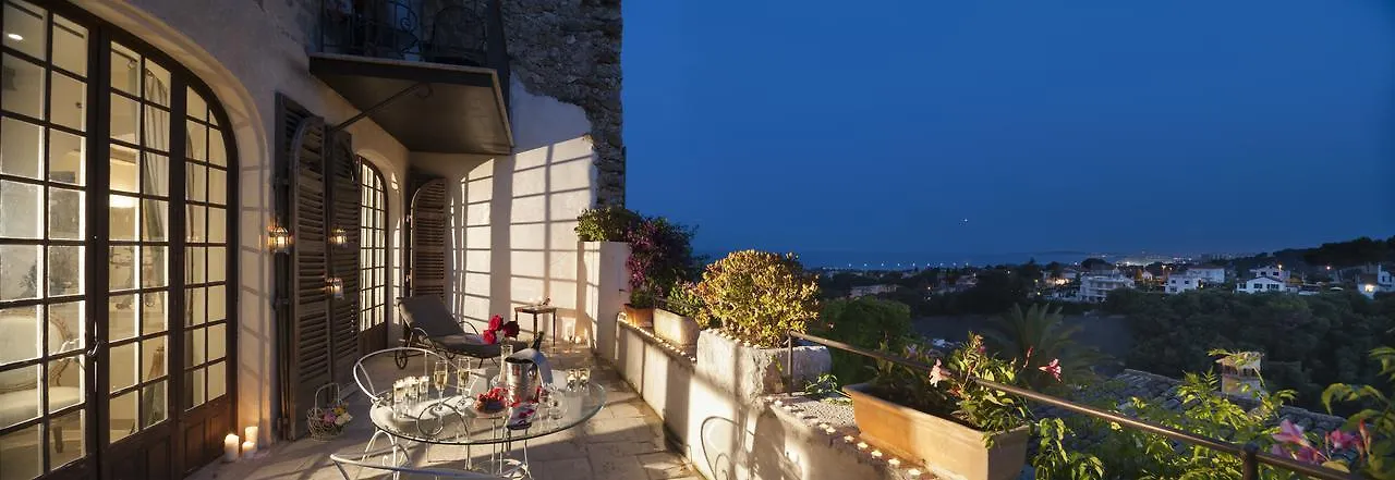 Chateau Le Cagnard كانيو سور مير فرنسا