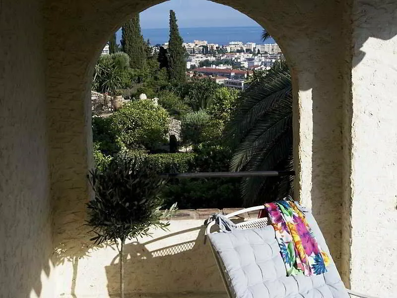 קאן סור מר Chateau Le Cagnard צרפת