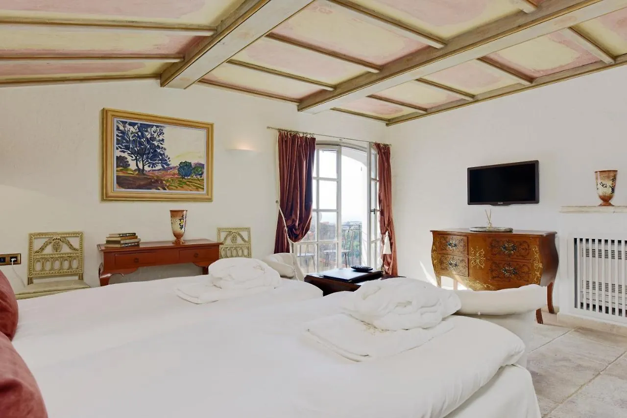 Chateau Le Cagnard Cagnes-sur-Mer 4*,